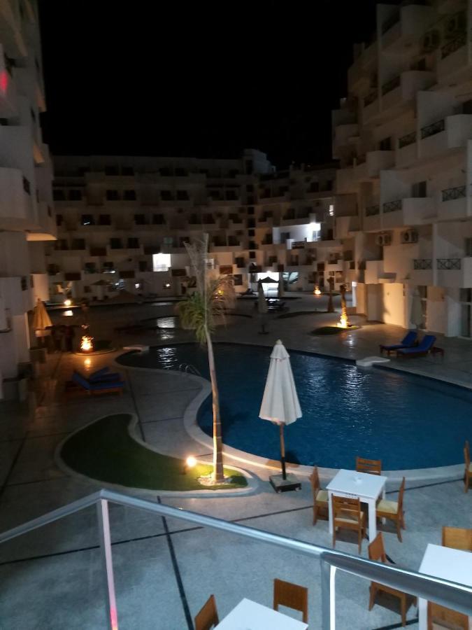 Apartment Palermo Near The Sea Redsealine Hurghada Bagian luar foto